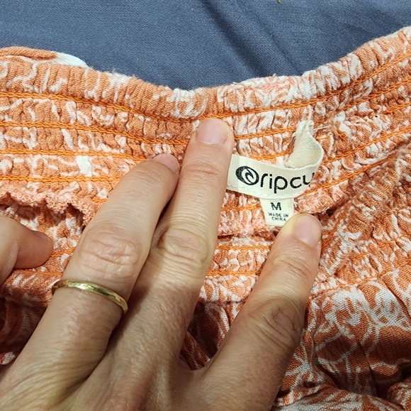 Beach shorts - Picture 3 of 3